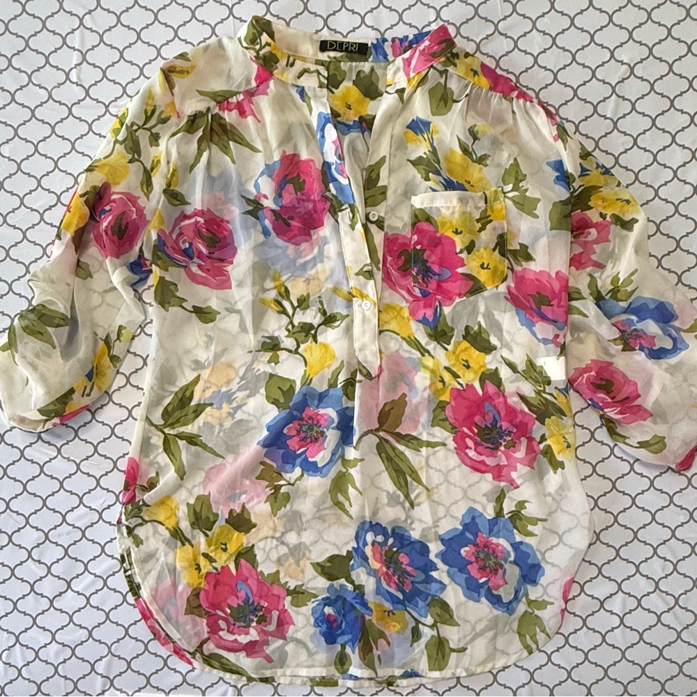 DEPRI‎ Watercolor Floral Semi-Sheer Button Tunic Top Medium